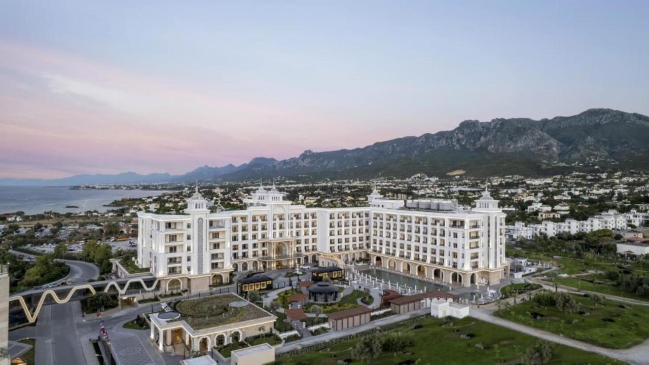 Merit Royal Diamond Hotel & Spa Karavas  Екстер'єр фото